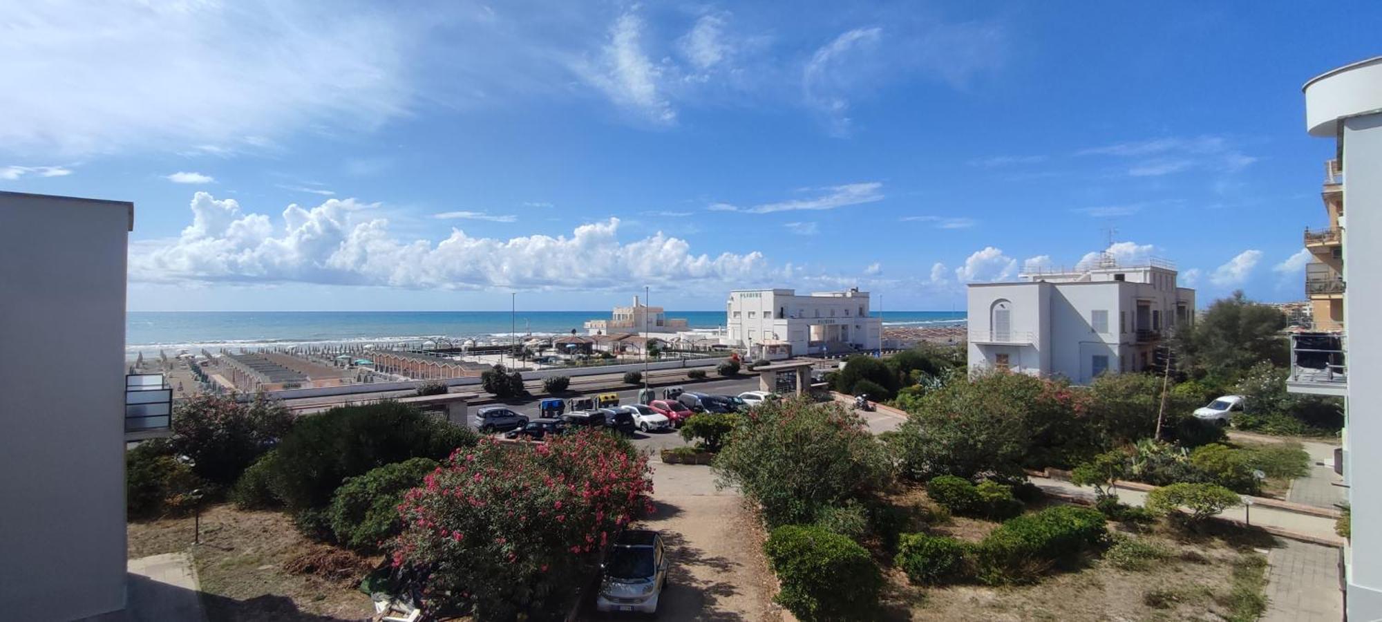 Ostia Loft Fronte Mare Apartment Exterior photo